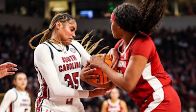 South Carolina women's basketball center Sakima Walker returning for 2024-25 season