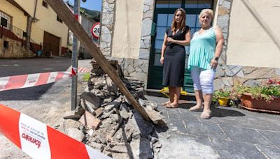 'Nos llama la facha y la gorda': división en Ibias por el caso del edil del PSOE que estrelló su coche contra propiedades de miembros del PP