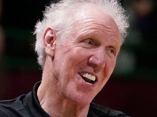 Hall of Famer and two-time NBA champ Bill Walton dies at age 71