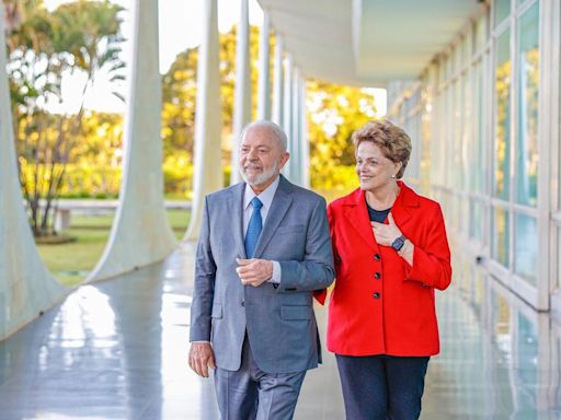 Lula mostra primeira visita de Dilma ao Alvorada após sofrer o impeachment de 2016