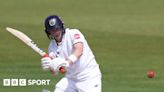 County Championship: Hampshire have patchy opening day against Warwickshire