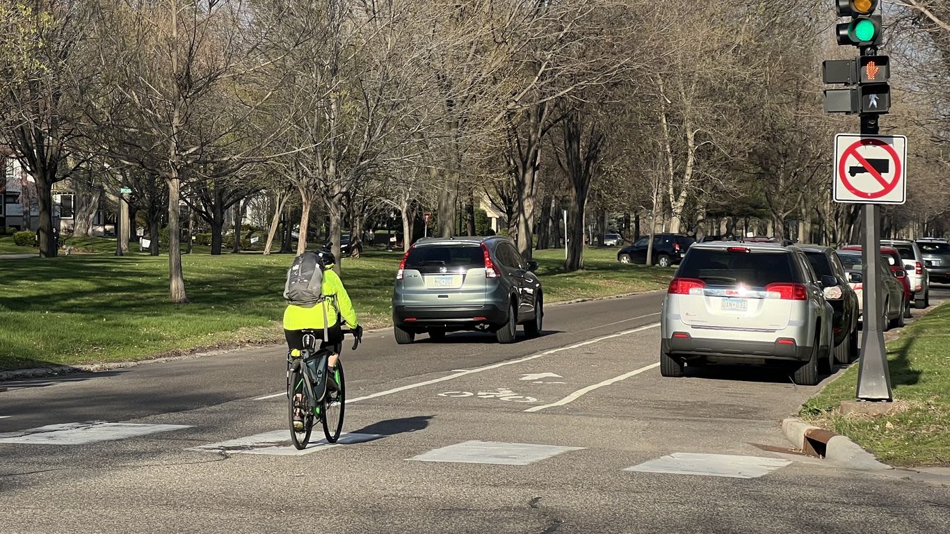 St. Paul proposes 100 new miles of protected bike lanes