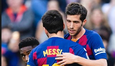 Cariñosa despedida de Messi a Sergi Roberto