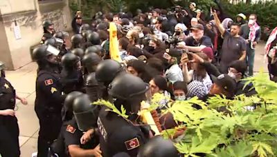 Police clear University of Chicago pro-Palestinian encampment