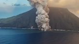 Italia eleva al máximo el nivel de alerta por la erupción del volcán Estrómboli