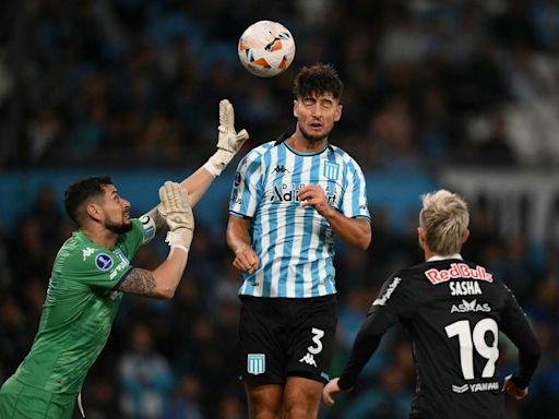 Gabriel Arias, arquero de Racing: “¡Ya tengo el diploma en mis manos!”; un título que vale más que una vuelta olímpica