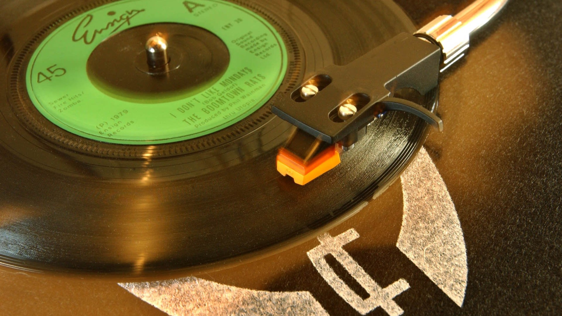 Biggest selling vinyl of century unveiled...& it's not a Taylor Swift album