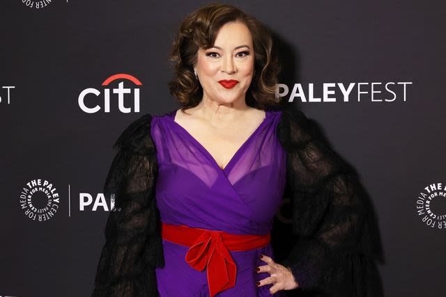 Oscar-nominee and “Bride of Chucky” star Jennifer Tilly joins “The Real Housewives of Beverly Hills”