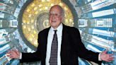 Fallece Peter Higgs, el físico que planteó la existencia de la “partícula de Dios”