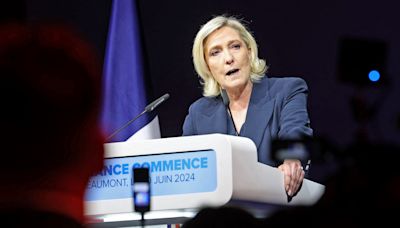 Durch Misstrauensanträge - Le Pen will Regierung mit linkspopulistischen Ministern verhindern