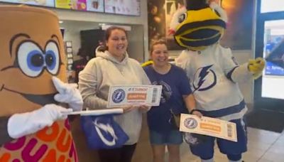 Tampa Bay Lightning surprise fans with playoff tickets