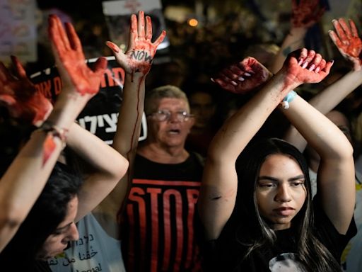 'How much more blood..., bring home hostages and leave': Protesters in Jerusalem, Caesarea want Netanyahu out, demand hostage deal