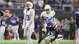 Las Vegas Raiders at Los Angeles Chargers predictions, odds: Who wins NFL Week 4 game?