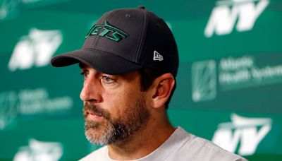 Aaron Rodgers' absence from Jets minicamp unexcused, head coach Robert Saleh says