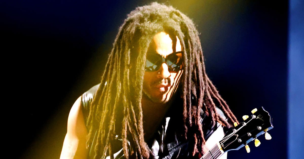Lenny Kravitz may bare all in his music video, but he's been celibate for 9 years