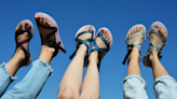 We Asked Podiatrists For The Best Walking Sandals For Women—Here’s What They Suggest