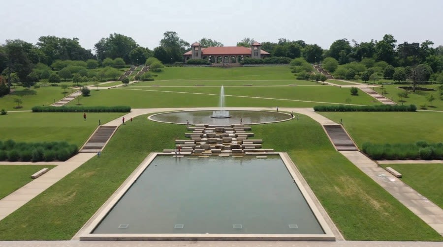 Forest Park Forever warns against swimming in Kerth Fountain