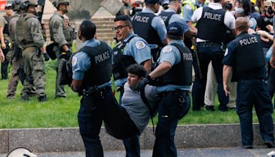 As Chicago gets ready for Democratic convention, public safety and policing are on the line