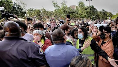 USC's move to cancel commencement amid protests draws criticism from students, alumni