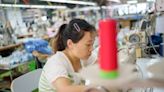 EU prohíbe importaciones de 26 textiles chinas por recurrir a trabajo forzoso