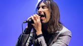 Legendary Scots singer slams modern rock stars for being 'boring'