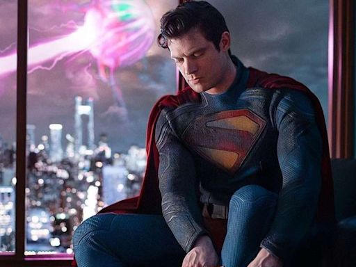 Superman | Imagens do set revelam traje completo do super-herói