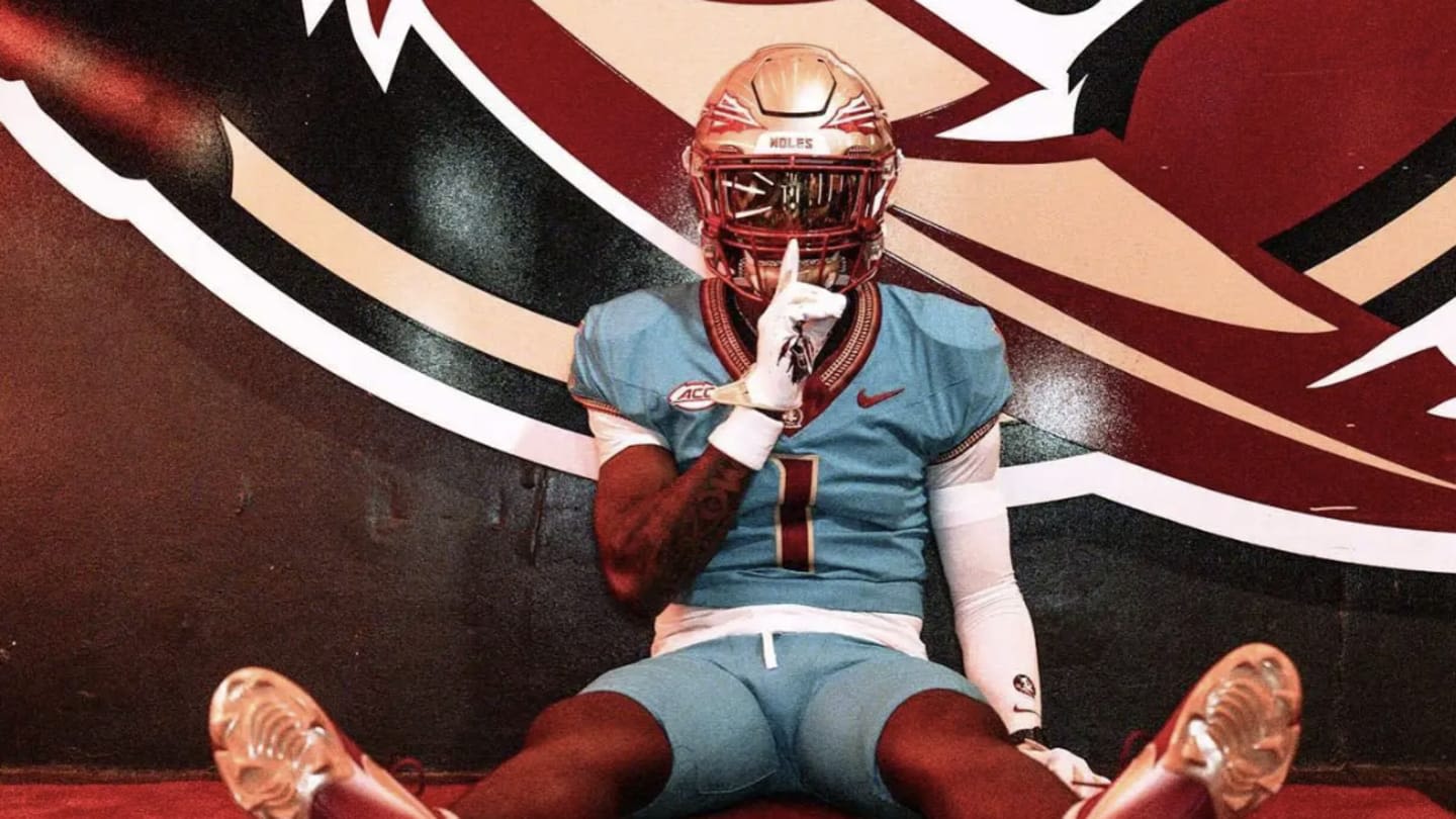 Top Wide Receiver Target Commits To Florida Gators Over FSU Football