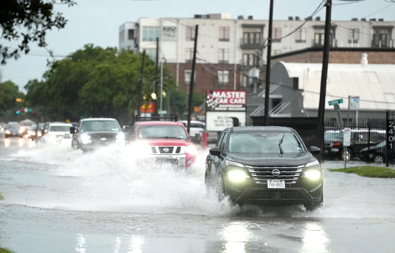 At least 1 dead after storms hit southeast Texas on Tuesday