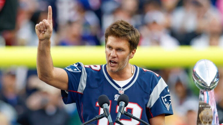 Jerod Mayo on Tom Brady return rumors: 'Doubt he's going to be walking through these doors'