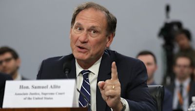 Samuel Alito Knew Exactly What That Upside-Down American Flag Meant