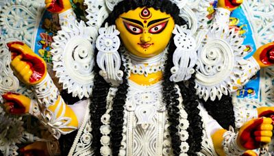 Maha Panchmi Marks The Beginning Of Durga Puja Festivities In Bengali Tradition; Know Its Importance And Rituals