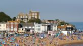 Heatwave offers ‘welcome boost’ for UK hospitality sector after drizzly spring