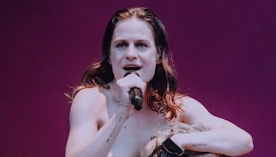 "Ils ont peur" : le coup de sang de Christine and the Queens, pas invité aux JO !