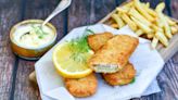 13 Big Mistakes Chefs Say Everyone Makes When Deep Frying Fish