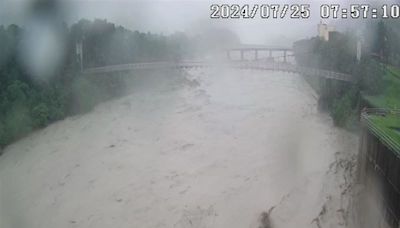 快訊／國家警報響！17水庫洩洪中、6縣市一級淹水警戒 大雷雨示警區曝