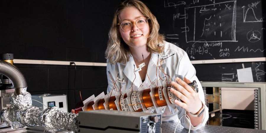 Midway High School graduate wins national physics award