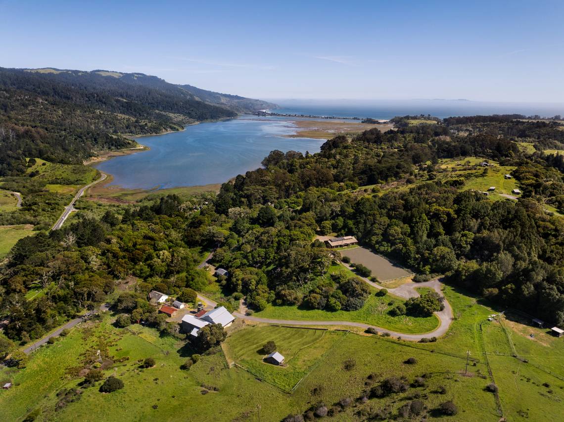 Annie Leibovitz asks $9M for San Francisco coastal retreat: See photographer’s dream home