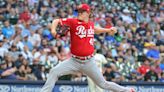 Cincinnati Reds beat Milwaukee Brewers 4-3, move to half-game back of division lead