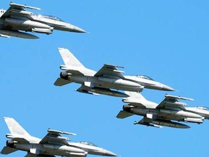 Ucrania recibe los primeros cazas F-16