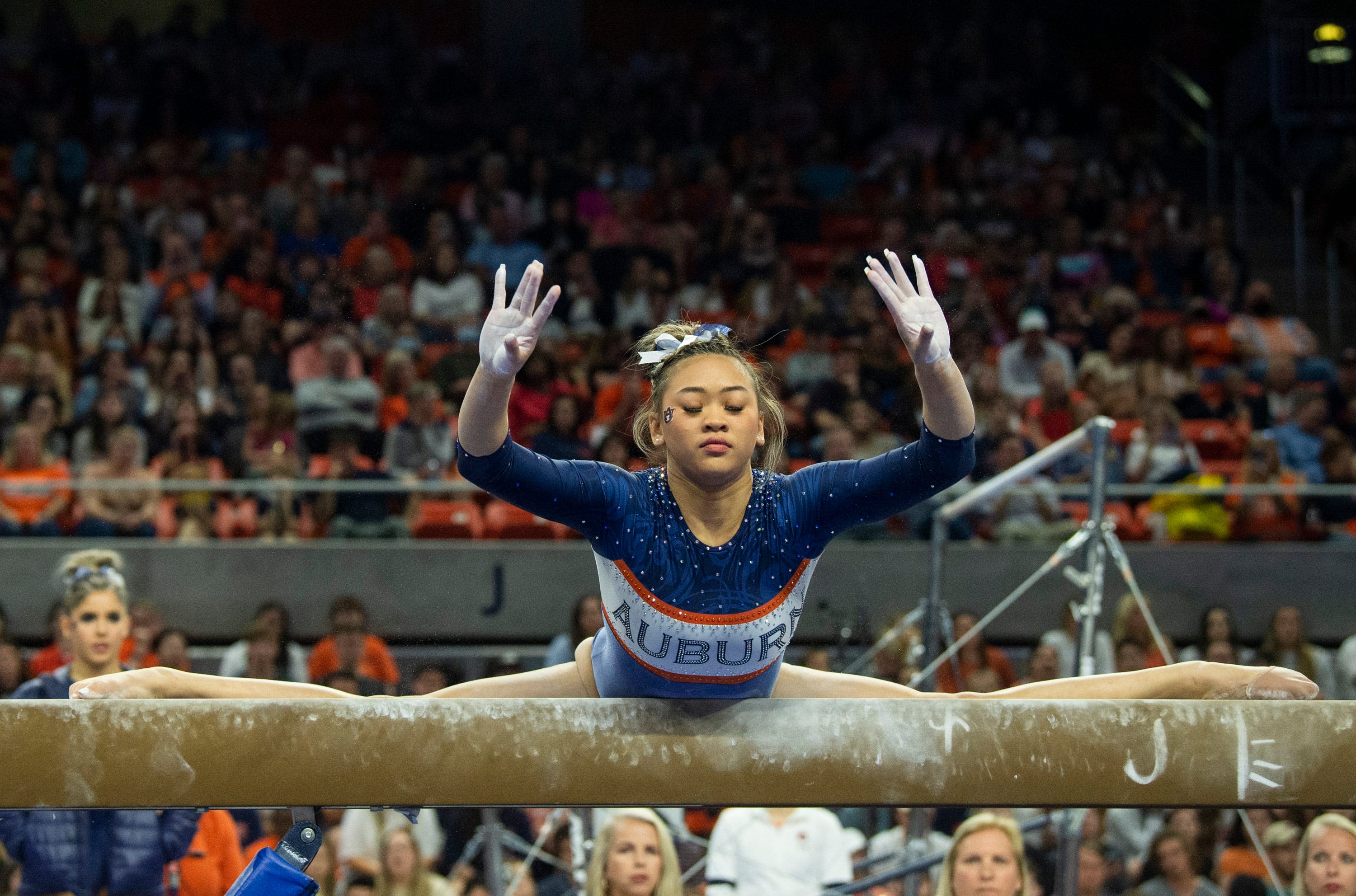 Suni Lee balance beam score: Video, highlights from gymnastics routine at 2024 Paris Olympics