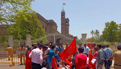 PUNE VIDEO: ABVP Stages Protest Over Marijuana Discovery At SPPU