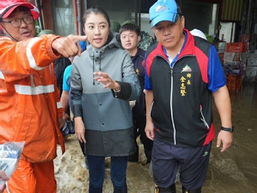 南投縣長許淑華勘災雨衣被敲碗團購 網友搜出價格驚呆