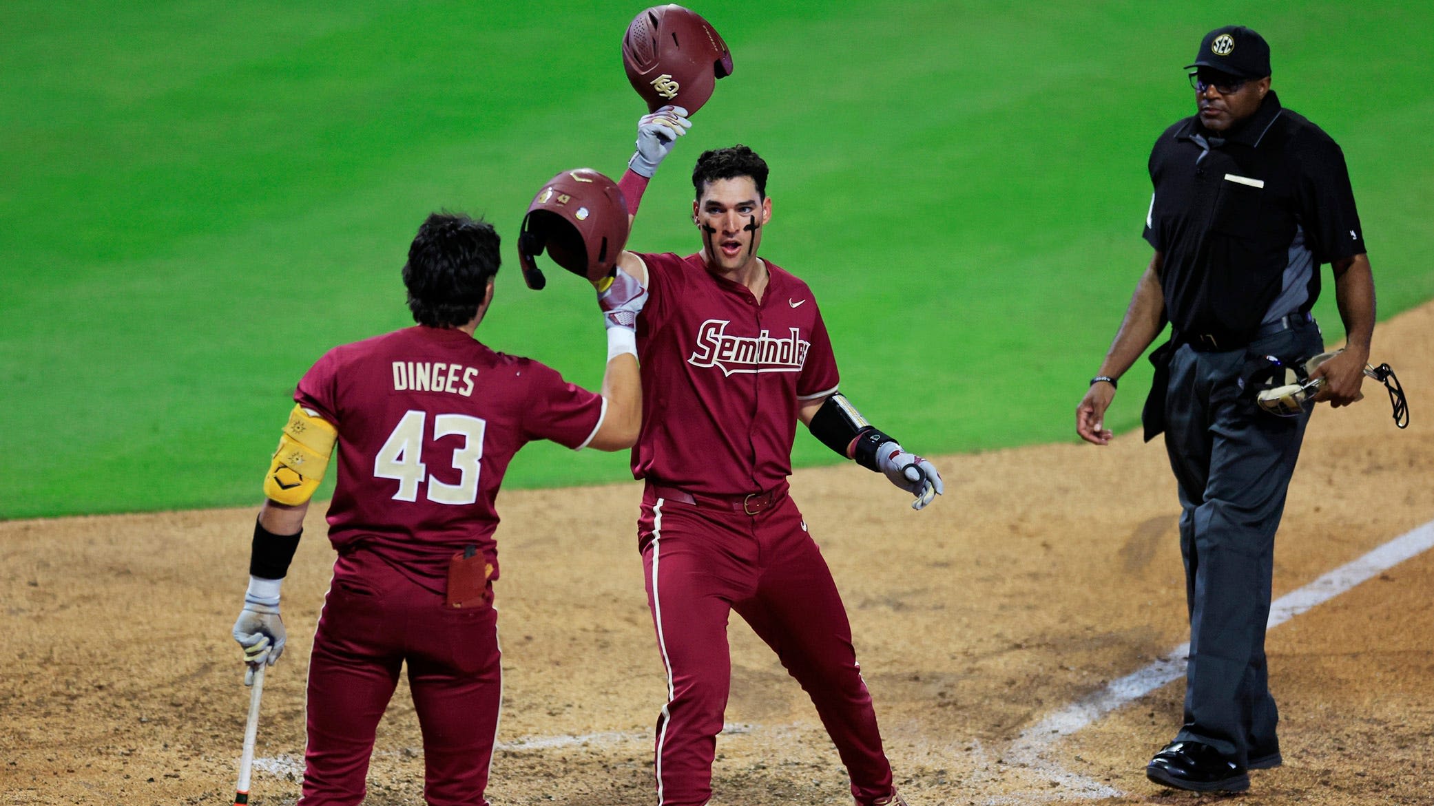 FSU baseball launches back-to-back home runs to take early lead vs. UConn in super regionals