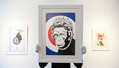 The many ways Banksy has incorporated primates into his works