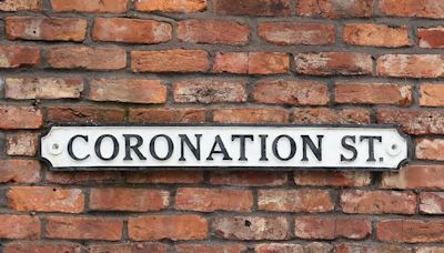 Coronation Street legend teases return from the dead after five years