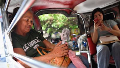 Philippines Closes Schools as Heat Soars to ‘Danger’ Level