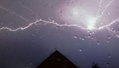 Hour-by-hour weather forecast for Cambridge, Peterborough and Ely as thunderstorm warning issued