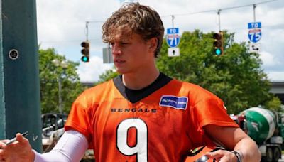 Joe Burrow Goes Blonde in Latest Buzz Cut; Sparks Hilarious Comparisons to ‘Slim Shady’ Eminem and Cody Rhodes Ahead...