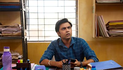 Panchayat Season 3 Review: Still Entertaining