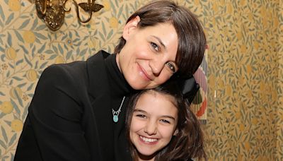 How Suri Cruise’s Updated Name Is a Nod to Mom Katie Holmes - E! Online